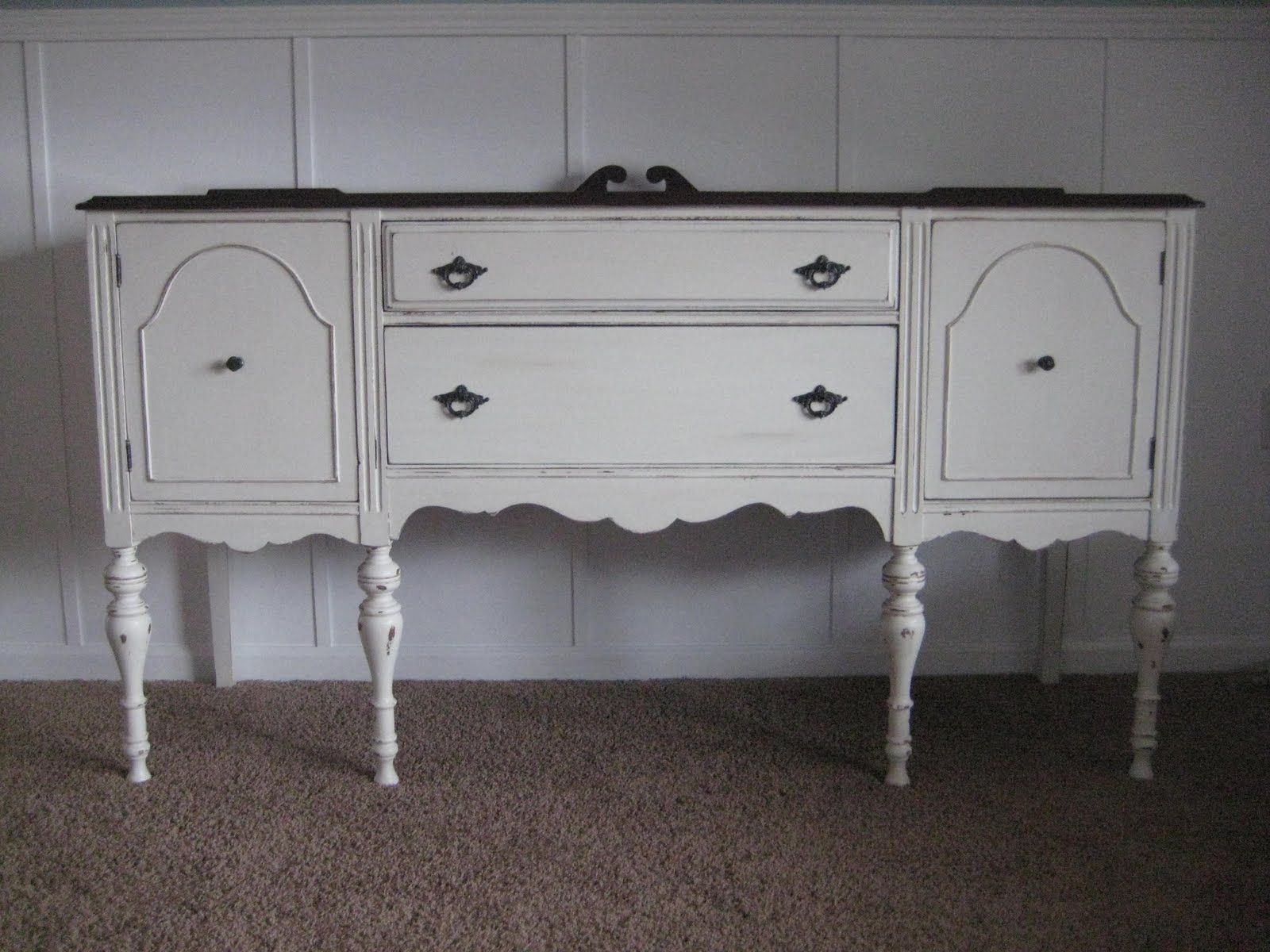 Luvleelilly Creamy White Antique Buffet Wedding Buffet With Regard To White Beadboard Buffets (View 27 of 30)