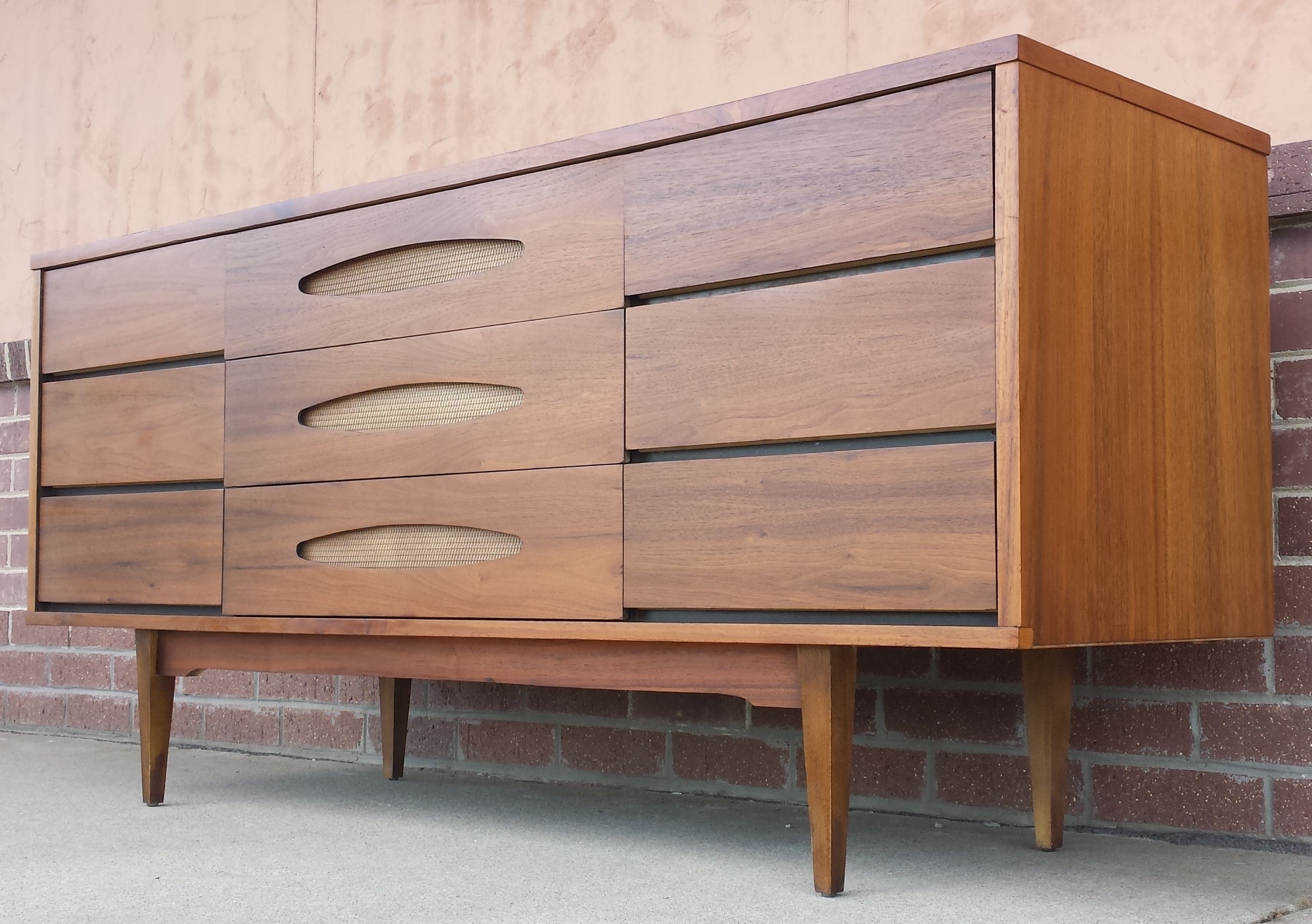 Mid Century Modern The Real Mccoy Dresser Credenza | All Intended For Mid Century Retro Modern Oak And Espresso Wood Buffets (View 19 of 30)