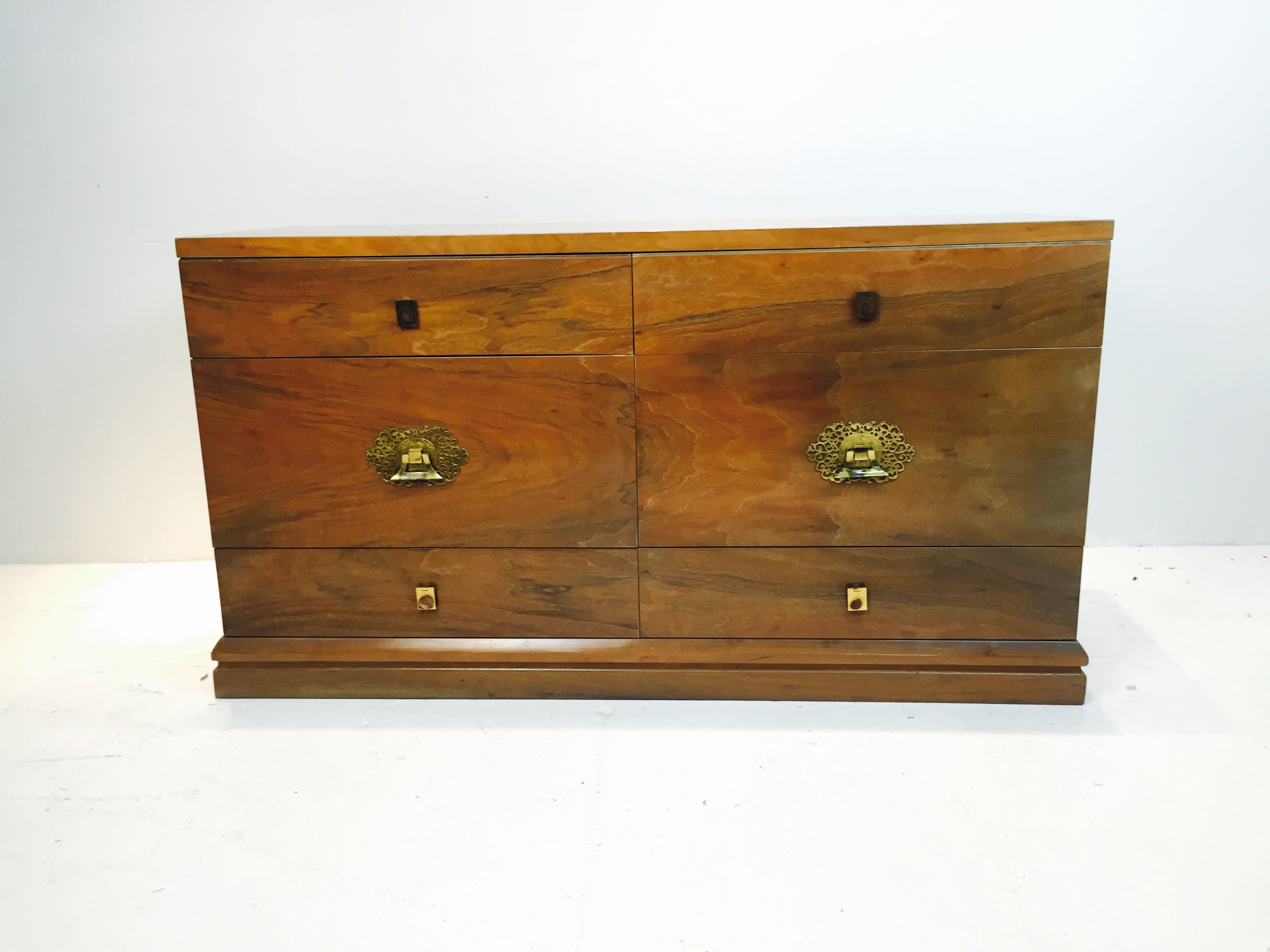 Six Drawer Dresserseiling Modern With Asian Influence With Regard To Seiling Sideboards (View 29 of 30)