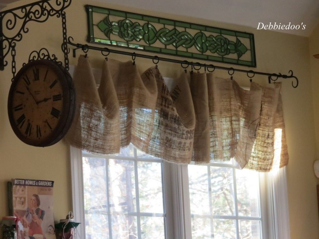 Christmas Decor In A Country French Rustic Kitchen In Red Rustic Kitchen Curtains (Photo 6 of 20)