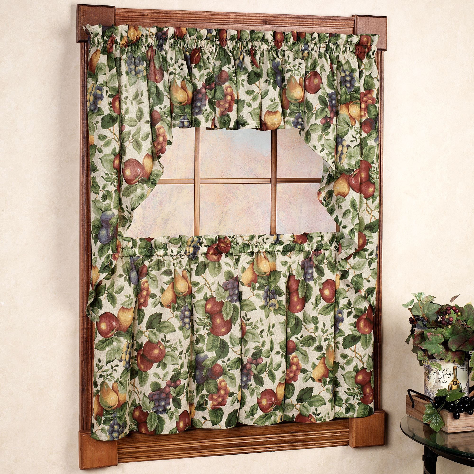 Sonoma Fruit Tier Window Treatments Throughout Delicious Apples Kitchen Curtain Tier And Valance Sets (View 11 of 20)