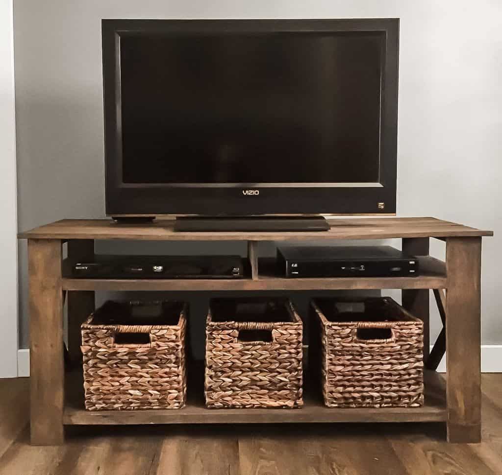 19 Creative And Easy Ideas To Build Diy Tv Stand Pertaining To Wooden Tv Stands (Photo 14 of 15)