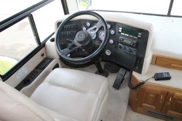 1998 Used Safari Continental Panther 425 Class A In Inside Panther Black Leather Dual Power Reclining Sofas (View 15 of 15)