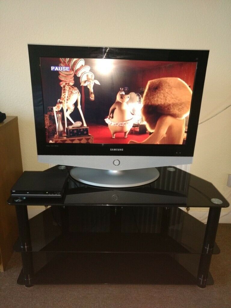 32inch Tv, Dvd Player And Black Glass Tv Unit. Great Intended For Very Cheap Tv Units (Photo 15 of 15)