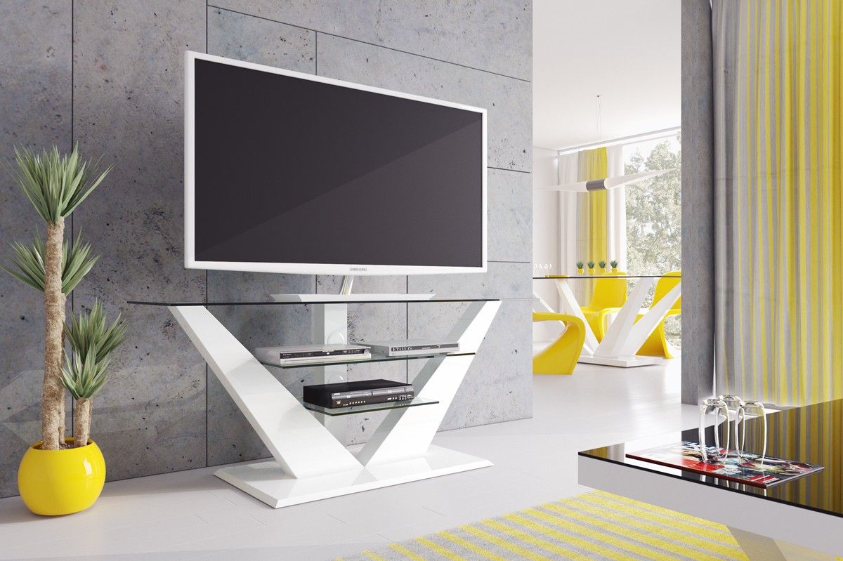 Amily White Tv Stand With A Gloss Finish 140cm With Regard To High Gloss White Tv Stands (View 7 of 15)