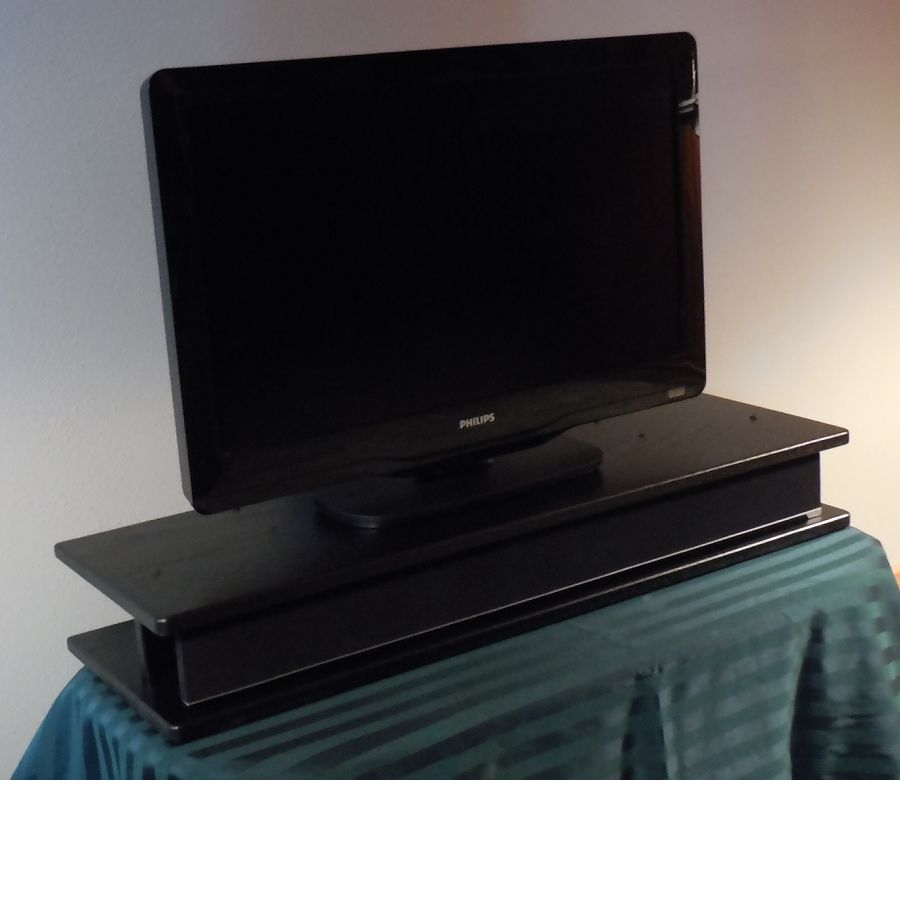Flat Screen Oak Tv Riser For Sound Bar / Black Claw – The Inside Tv Riser Stand (View 12 of 15)
