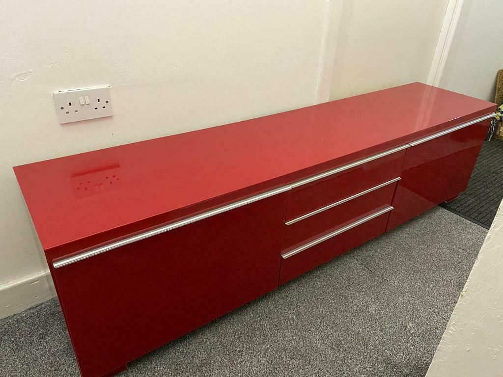 Ikea High Gloss Red Besta Burs Tv Unit | In Southside Intended For Red Gloss Tv Cabinet (View 1 of 15)