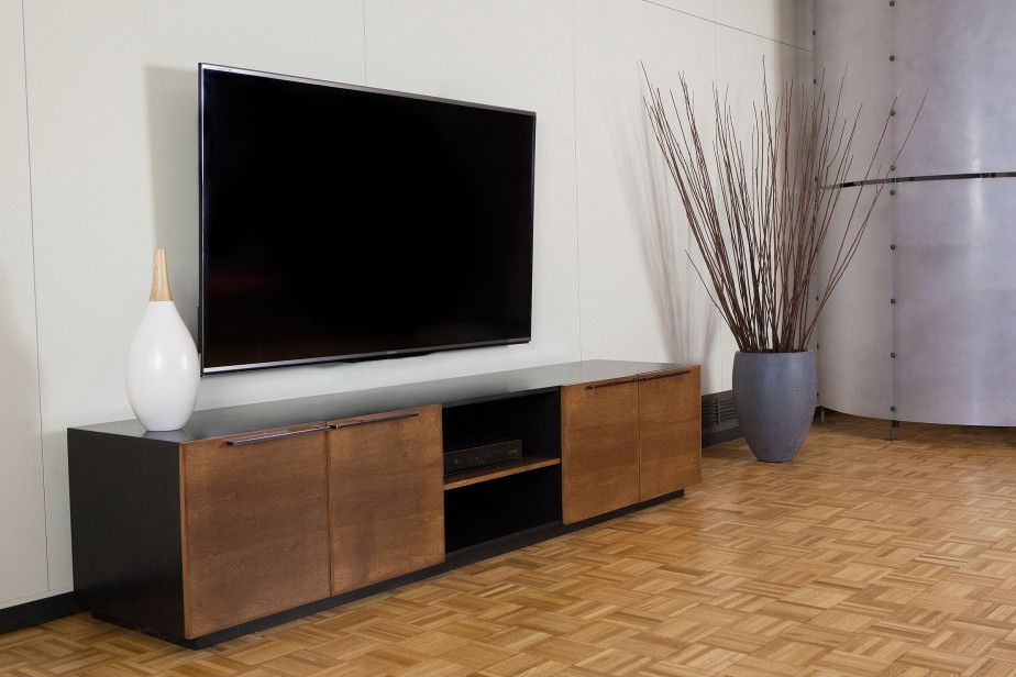 Long Media Console: Make A Stylish Organizer To Your Rooms In Long White Tv Cabinets (View 7 of 15)