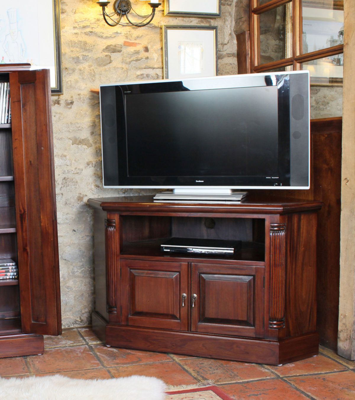 Mahogany Corner Television Cabinet Was £765.00 Now £ (View 12 of 15)