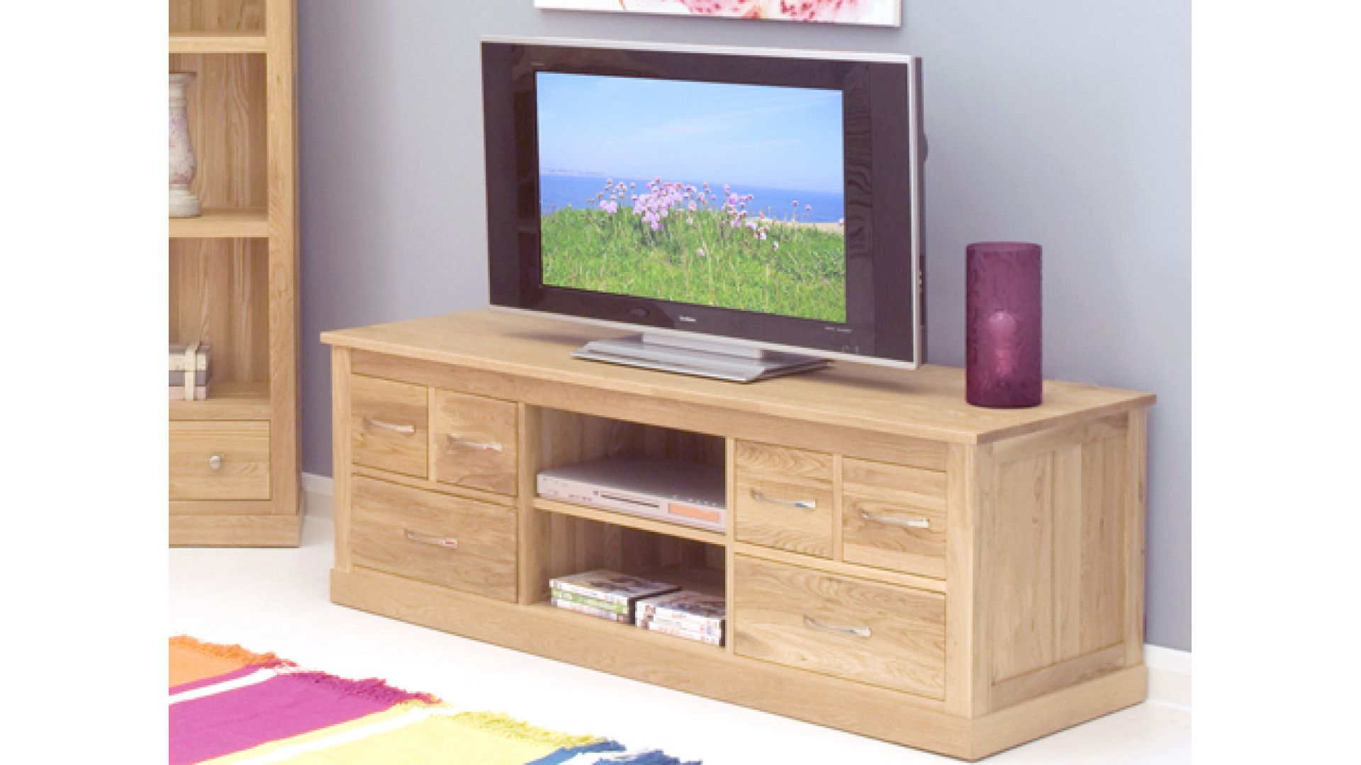 Mobel Oak Widescreen Television Cabinet With Widescreen Tv Cabinets (View 11 of 15)