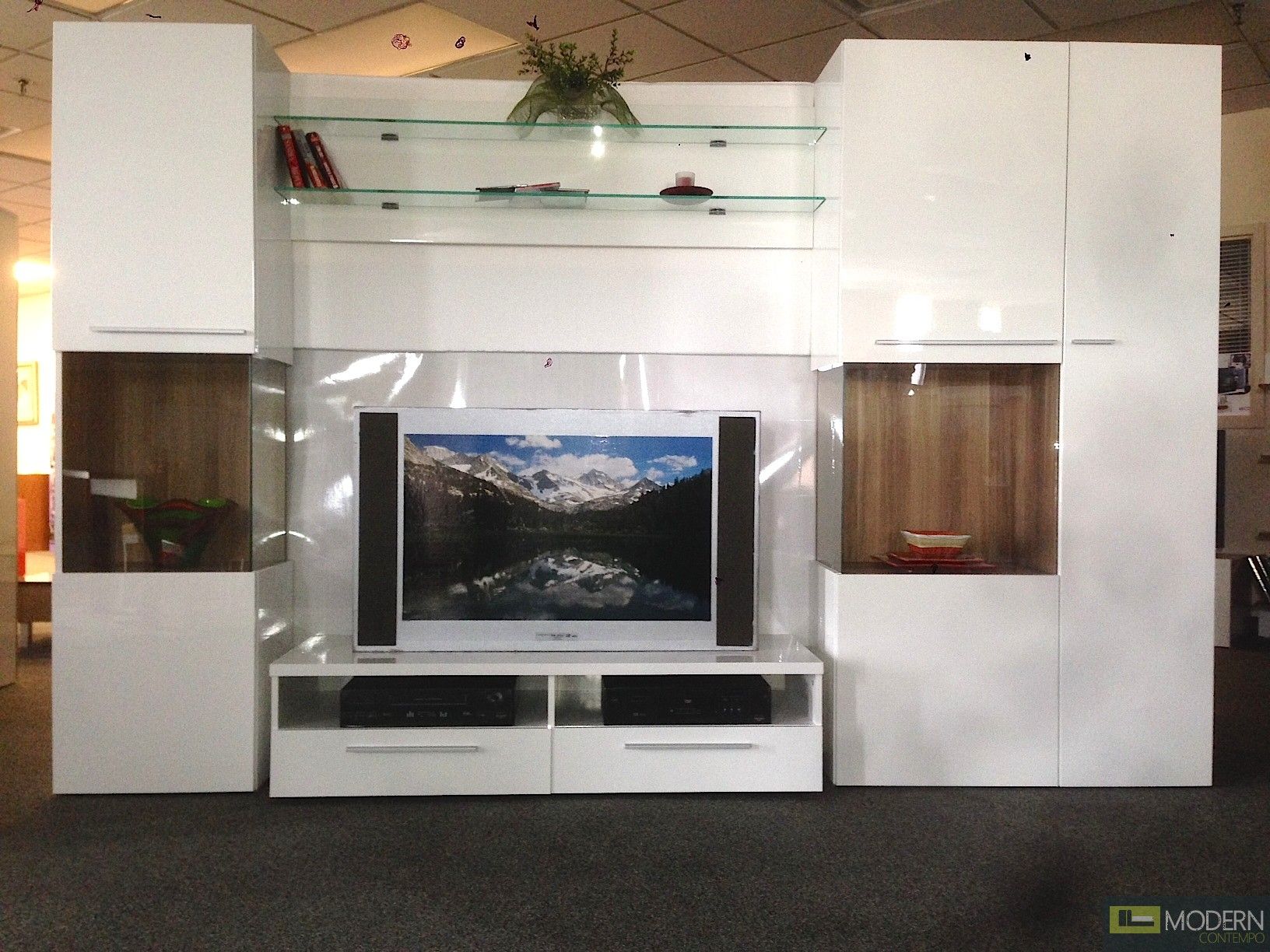 Modern White High Gloss Lacquer Finish Wall Unit Tv Wall With Regard To Black Gloss Tv Wall Unit (View 6 of 15)