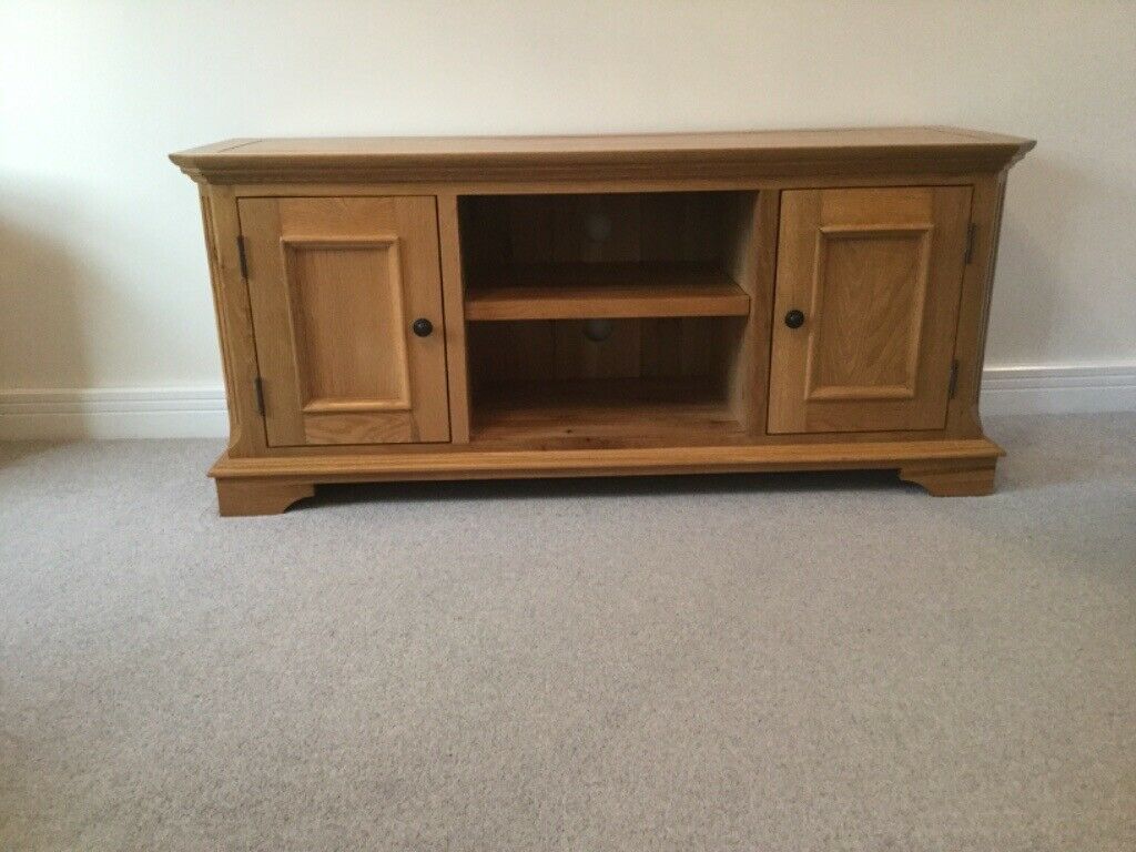 Natural Solid Oak Large Tv Cabinet | In Richmond, North With Regard To Large Oak Tv Cabinets (View 5 of 15)