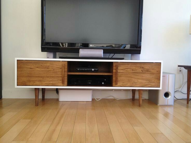 Pinjessica Cupani On The Lancaster House | Tv Stand Intended For Lancaster Small Tv Stands (Photo 3 of 15)