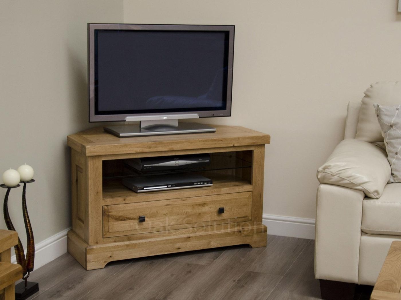 Regent Solid Oak Furniture Living Room Corner Television Pertaining To Tasi Traditional Windowpane Corner Tv Stands (View 7 of 15)