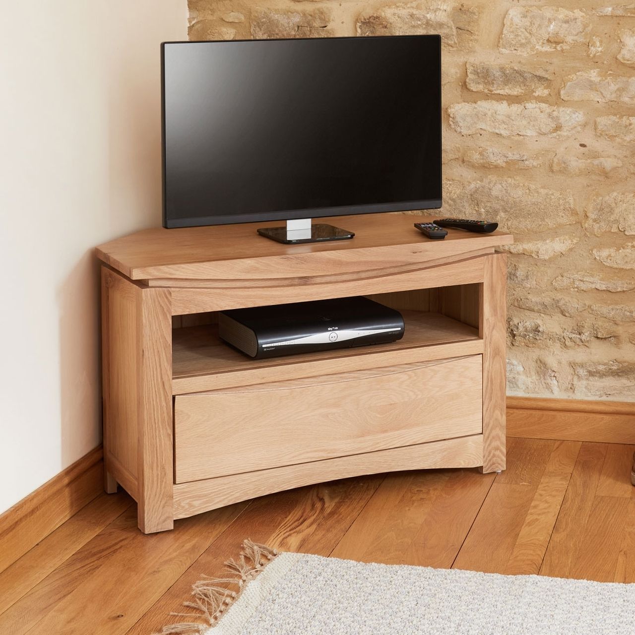 Roscoe Contemporary Oak Corner Television Cabinet – Wooden In Oak Corner Tv Cabinets (View 1 of 15)