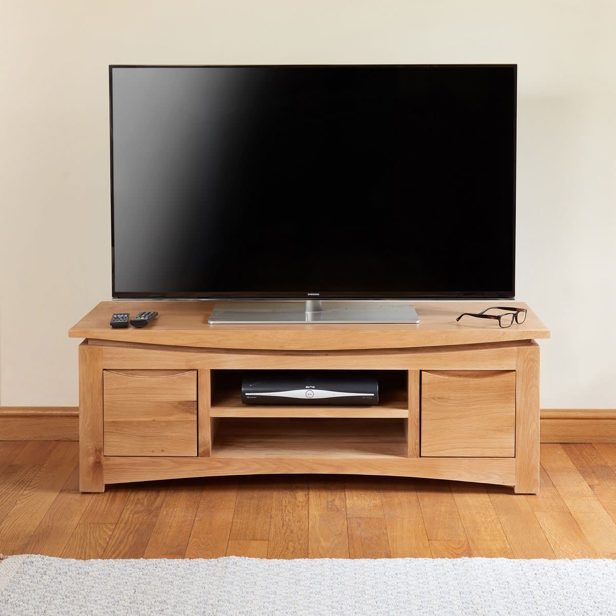 Roscoe Contemporary Oak Widescreen Television Cabinet Within Oak Widescreen Tv Unit (View 1 of 15)