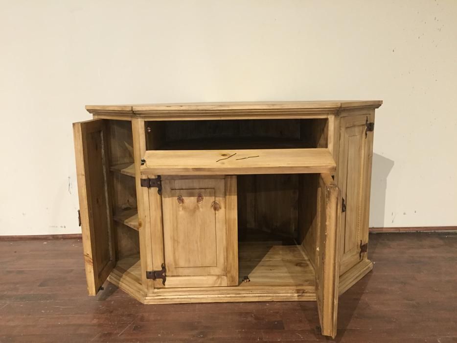 Rustic Pine Corner Tv Stand – Meuble Rustique En Coin Pour Intended For Rustic Pine Tv Cabinets (View 14 of 15)