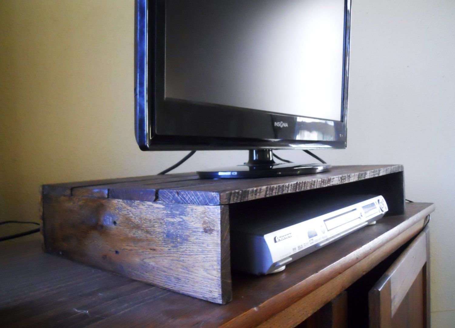 Rustic Solid Wood Tv Stand Entertainment Center Dvd Stand In Tv Stands Over Cable Box (View 2 of 15)