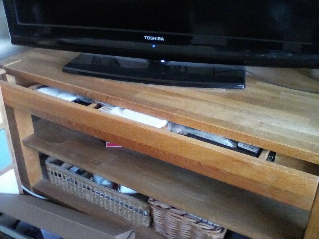Solid Oak Tv Stand | In Bromley, London | Gumtree Intended For Bromley Oak Tv Stands (View 4 of 15)