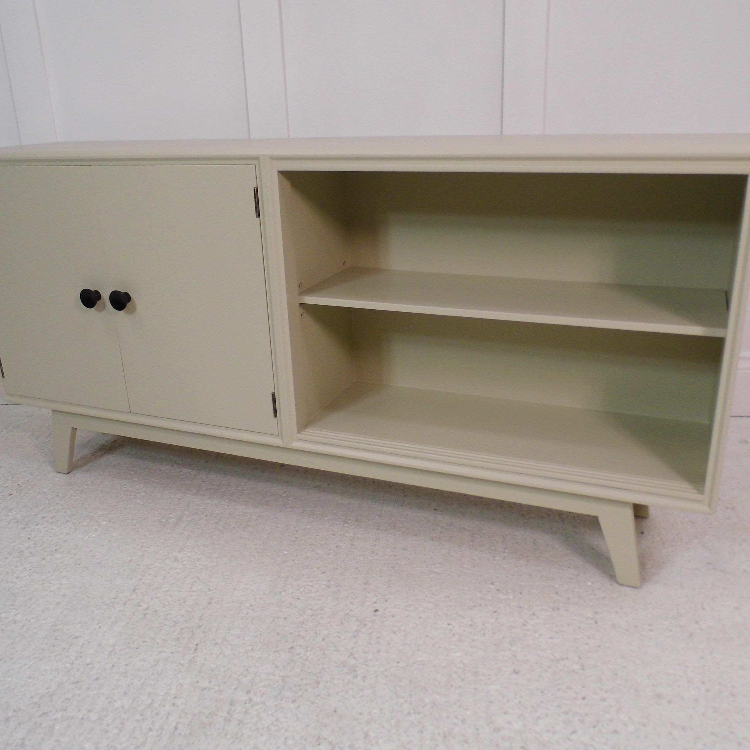 Vintage Retro Meredew Painted Farrow & Ball Long Low In Long Low Tv Stands (View 8 of 15)