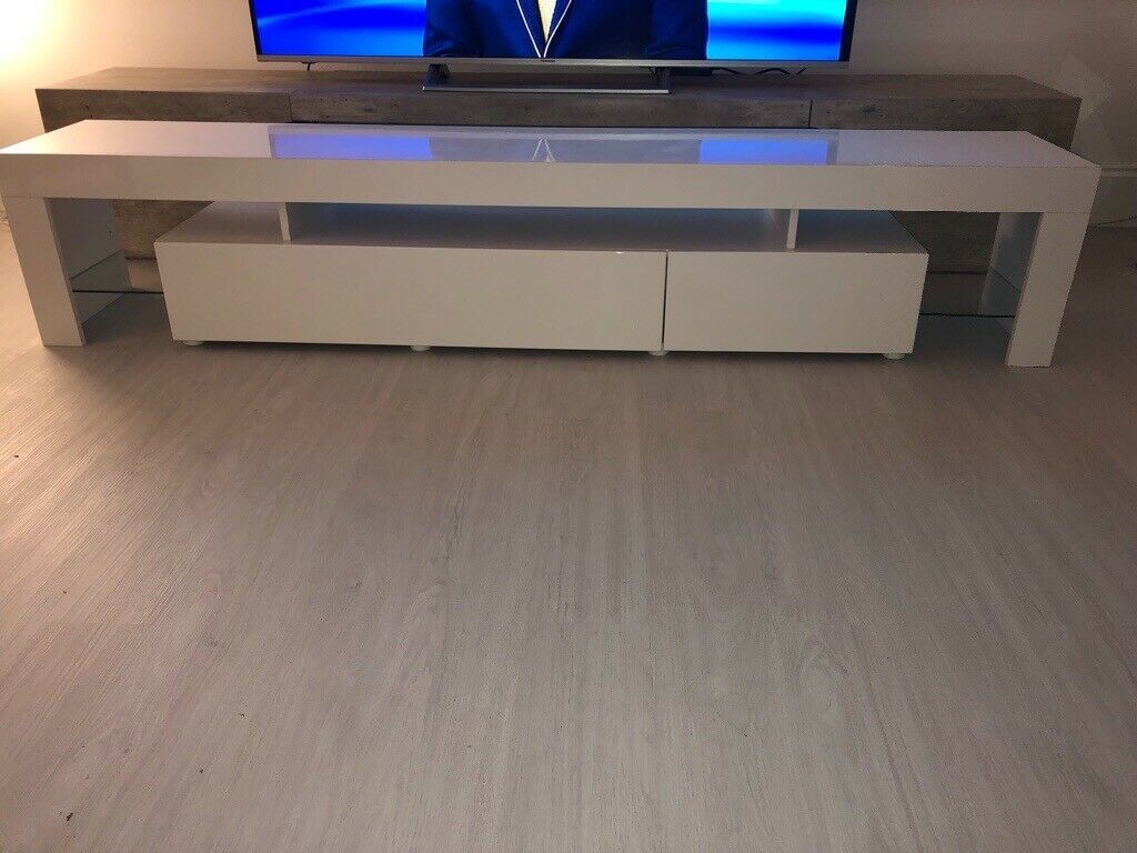White High Gloss Tv Unit For Sale | In East End, Glasgow Pertaining To Red Gloss Tv Unit (View 4 of 15)