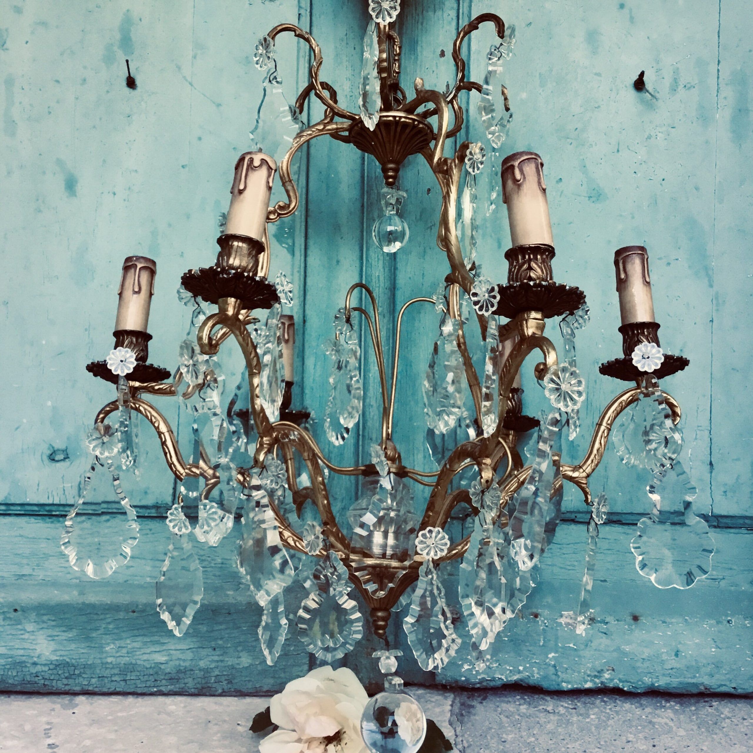 French Crystal Chandelier – Absolutely Beautiful Vintage With Regard To Bronze And Scavo Glass Chandeliers (View 8 of 15)