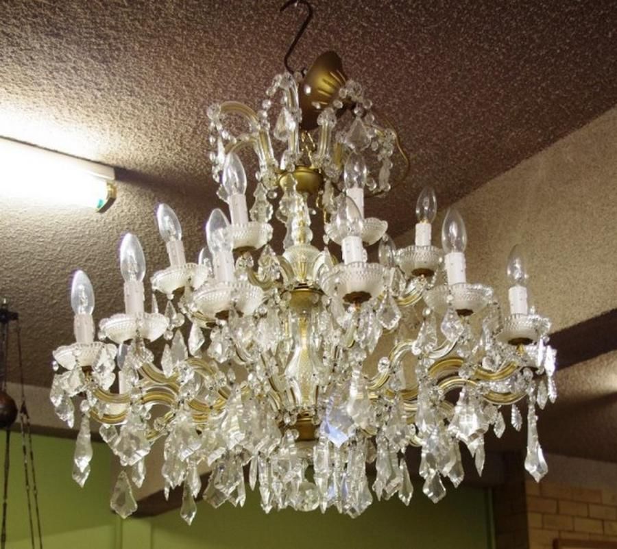 Large 21 Globe Crystal Chandelier, 85 Cm Wide Approx With Large Crystal Chandeliers (View 10 of 15)