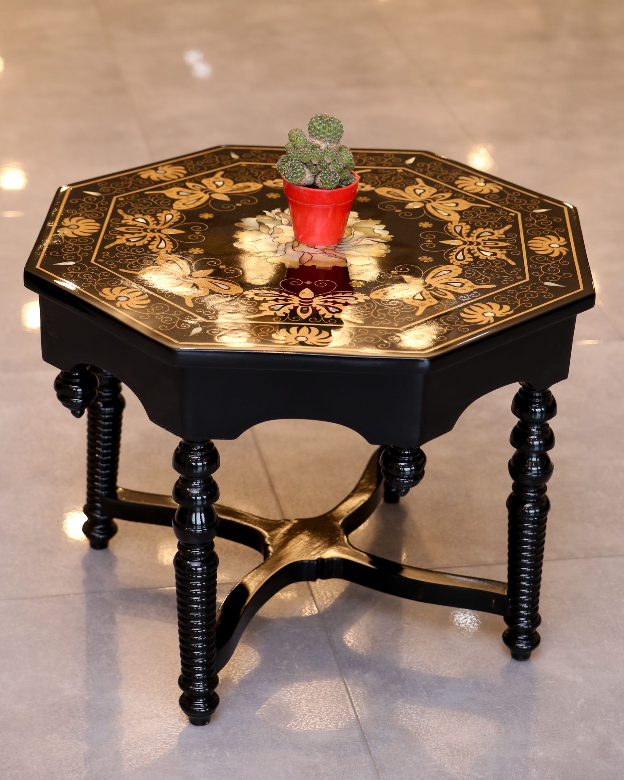 Antique Black And Gold Coffee Table | Az Living Spaces Pertaining To Antique Gold And Glass Coffee Tables (Photo 4 of 15)