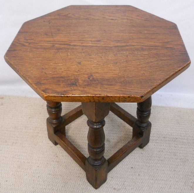 Antique Style Oak Octagonal Top Coffee Table Pertaining To Octagon Coffee Tables (View 8 of 15)