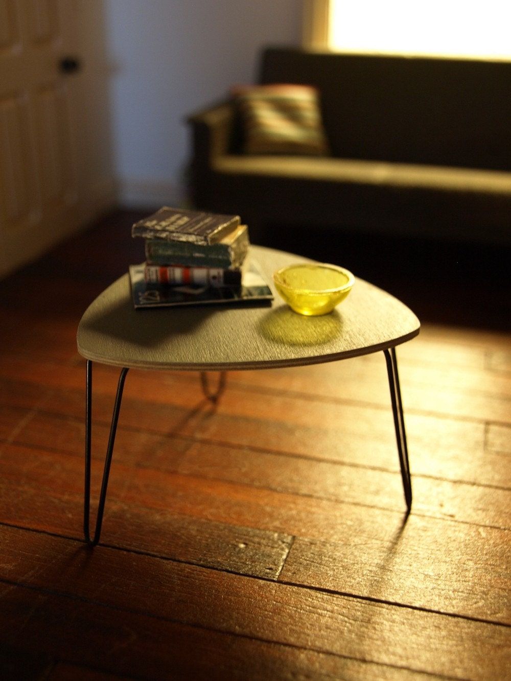 Grey Triangular Coffee Table With Hairpin Legs With Triangular Coffee Tables (View 14 of 15)