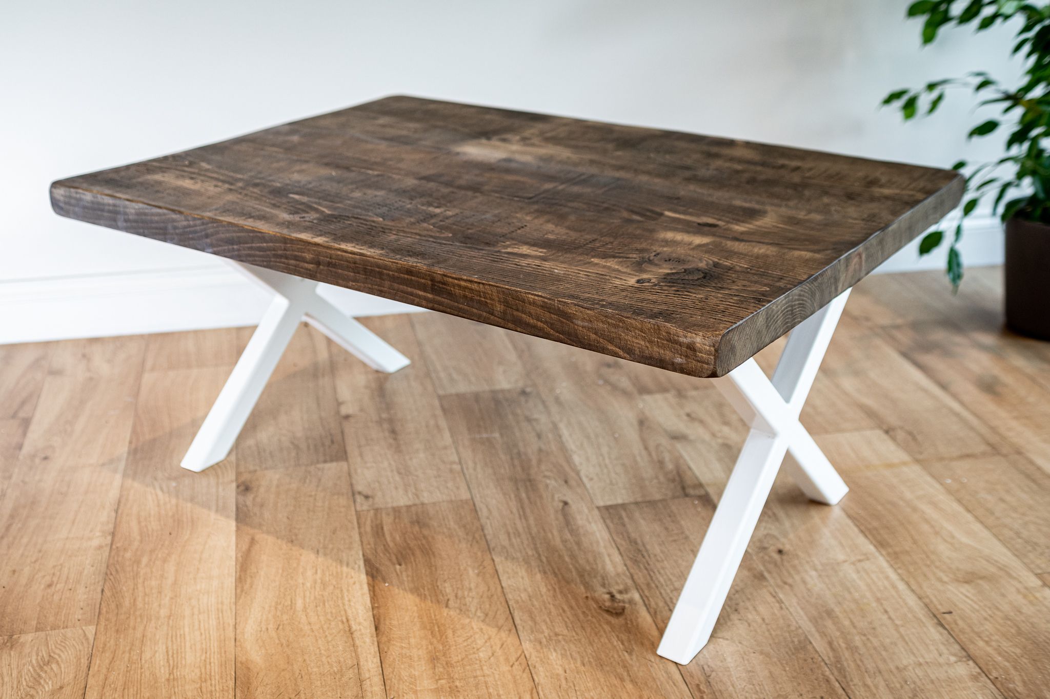 Industrial Coffee Table With White Metal Legs X Frame And Pertaining To Metal Legs And Oak Top Round Coffee Tables (View 9 of 15)