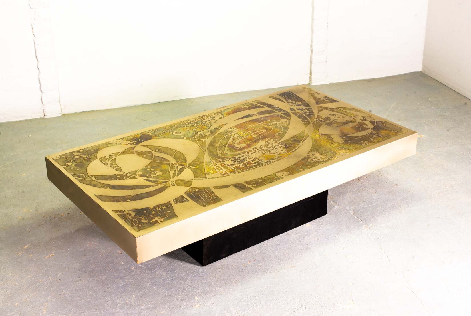Large Mid Century Design Etched & Oxidized Coffee Table Pertaining To Oxidized Coffee Tables (Photo 9 of 15)