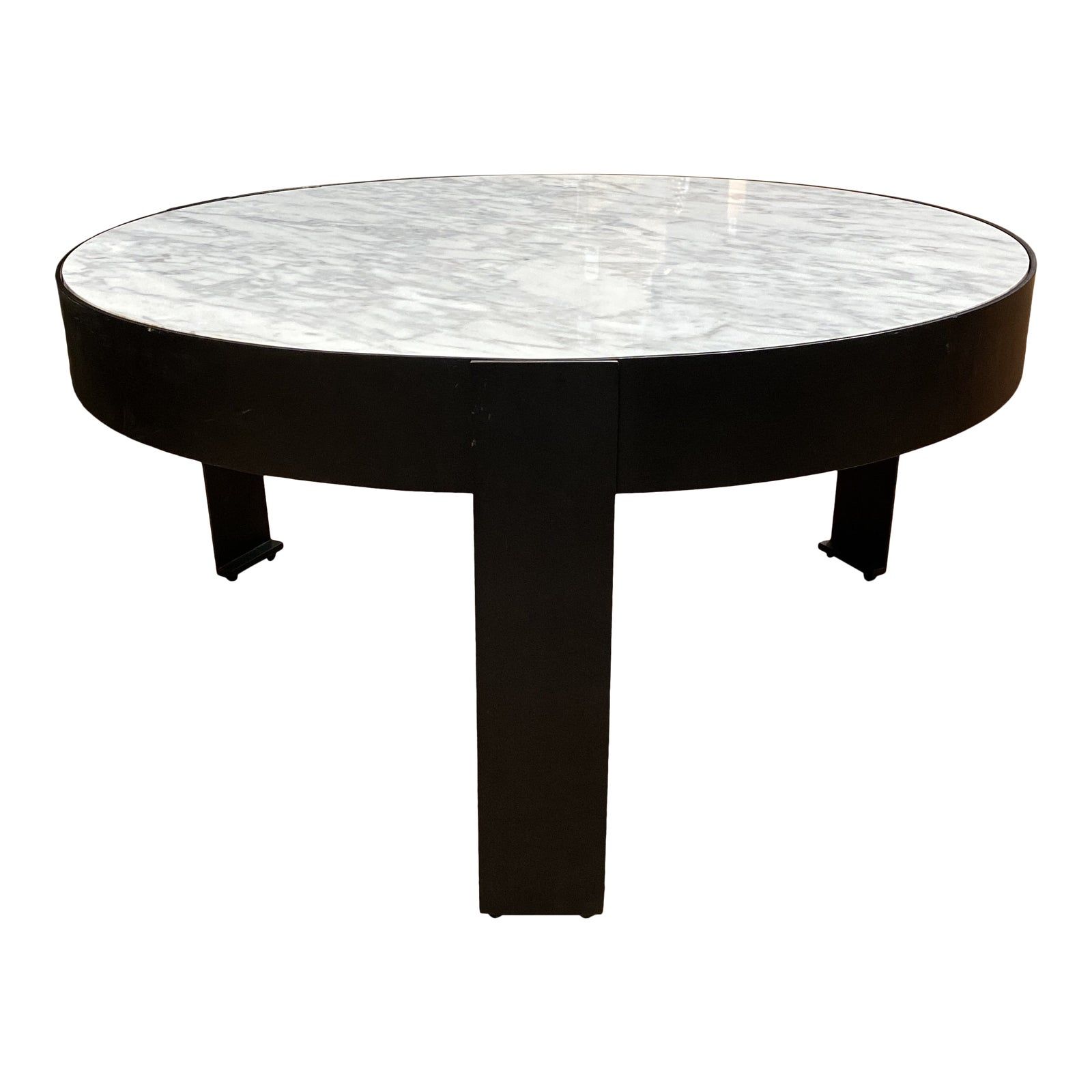 New Kelly Wearstler Round White Marble + Iron Coffee Table Pertaining To Round Iron Coffee Tables (View 11 of 15)