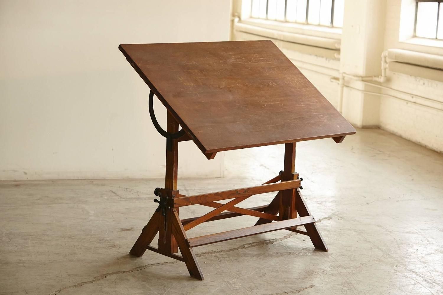 Antique Industrial American Oak Drafting Table At 1stdibs Throughout Weathered Oak Tilt Top Drafting Tables (View 2 of 15)
