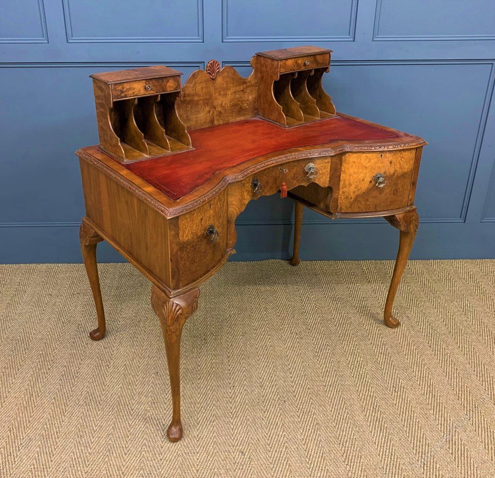 Burr Walnut Writing Desk – Antiques Atlas Pertaining To Glass And Walnut Modern Writing Desks (View 8 of 15)