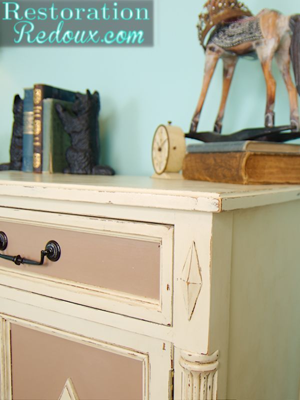 Chalkpainted Ivory Vintage Buffet Makeover | Vintage Buffet, Furniture With Regard To Antique Ivory Wood Desks (View 2 of 15)