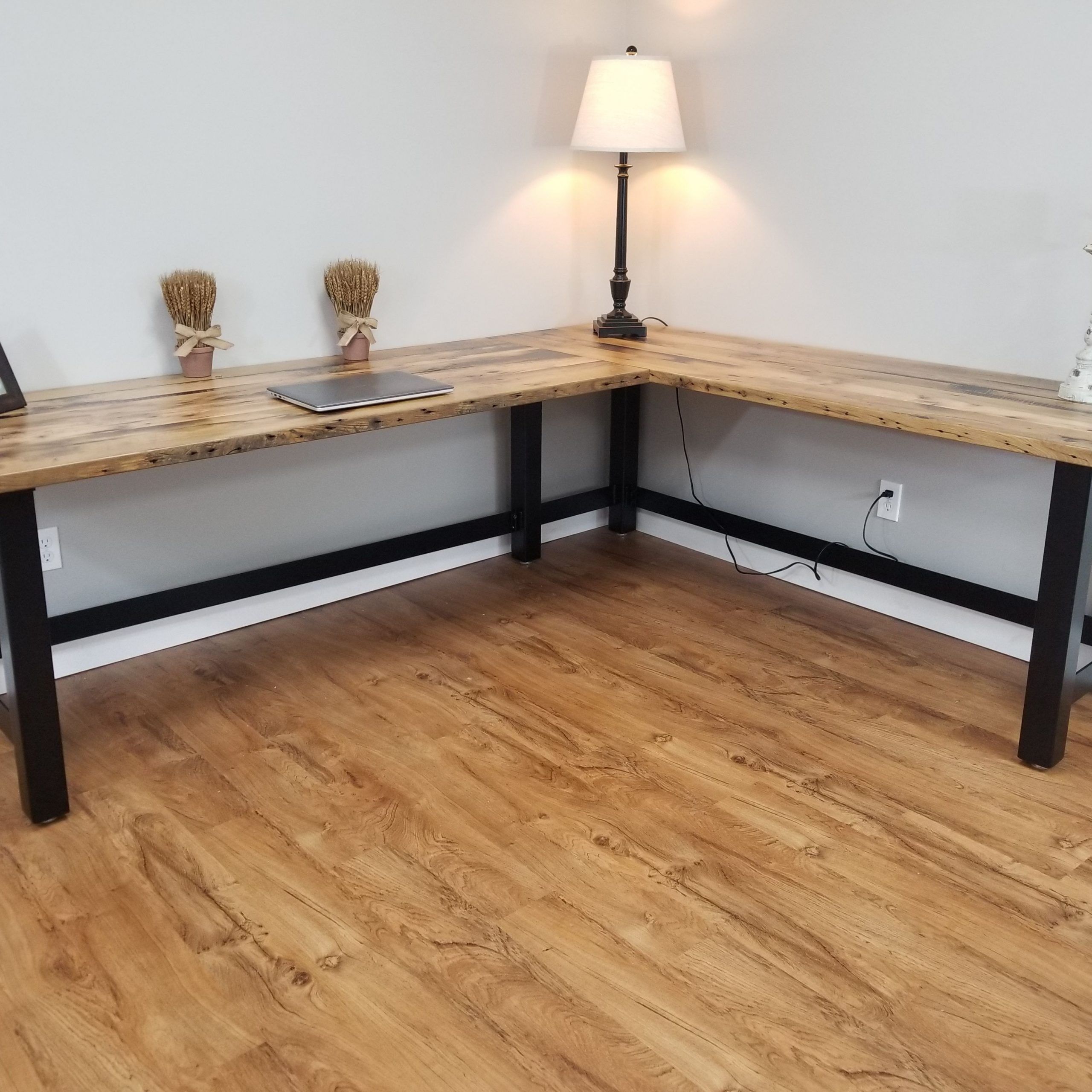 Hand Crafted Reclaimed Wood Office Desk, Barnwood Computer Desk, Rustic For Black Wood And Metal Office Desks (View 12 of 15)
