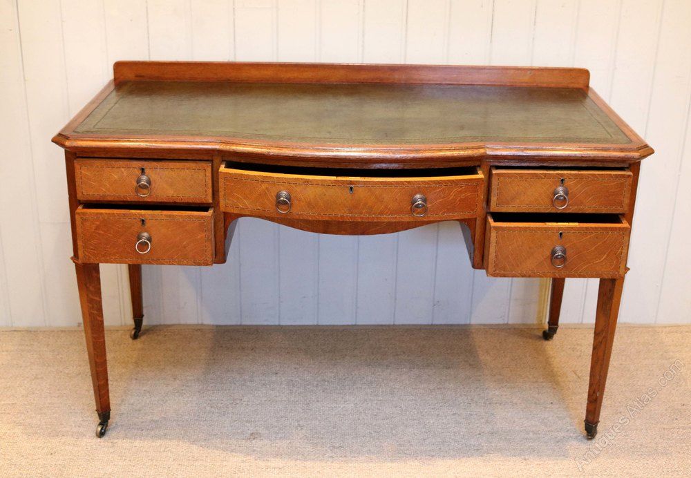 Oak Leather Top Writing Desk – Antiques Atlas In Reclaimed Oak Leaning Writing Desks (View 1 of 15)
