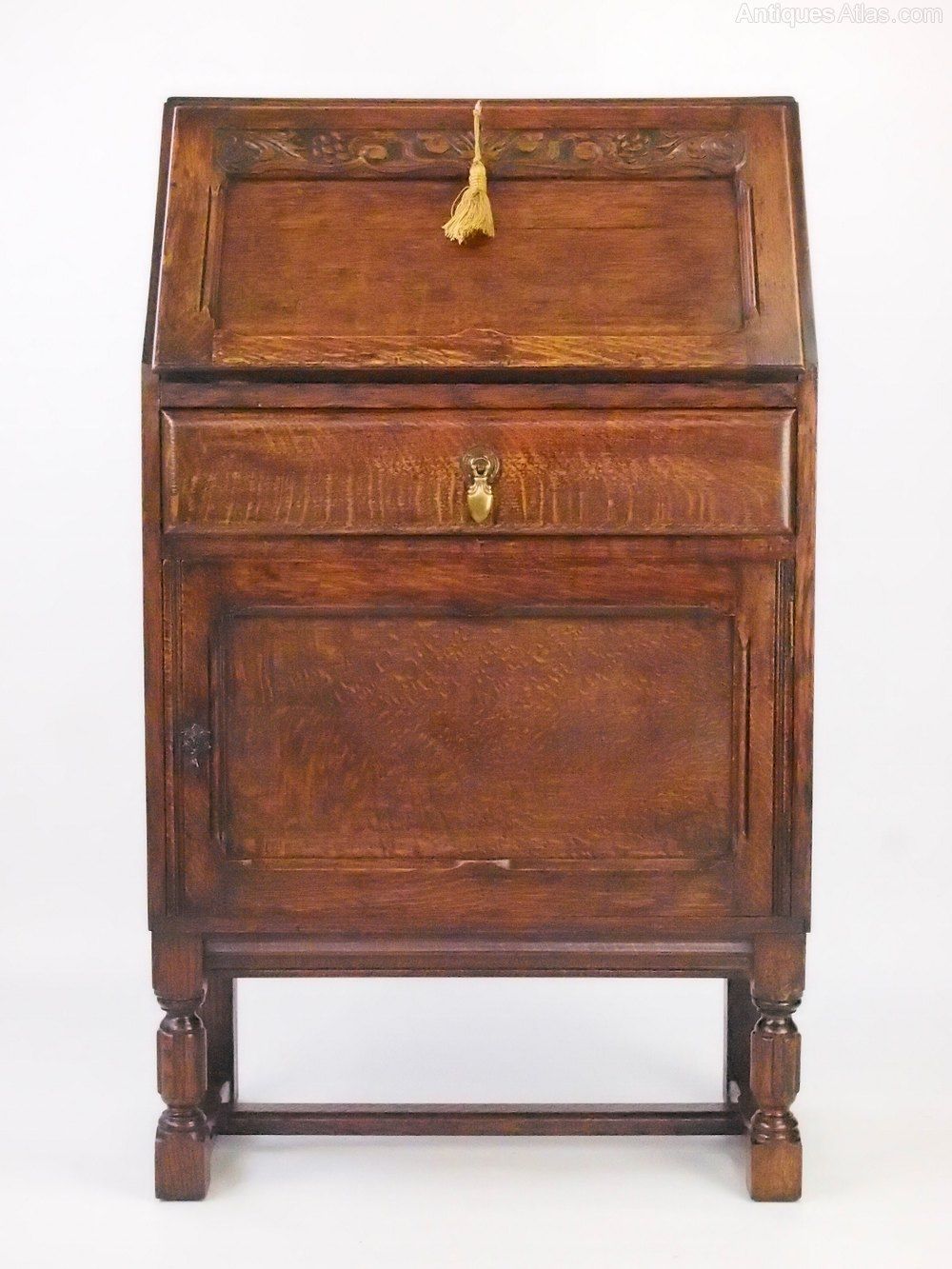 Small Oak Bureau – Writing Desk – Antiques Atlas Pertaining To Reclaimed Oak Leaning Writing Desks (View 14 of 15)