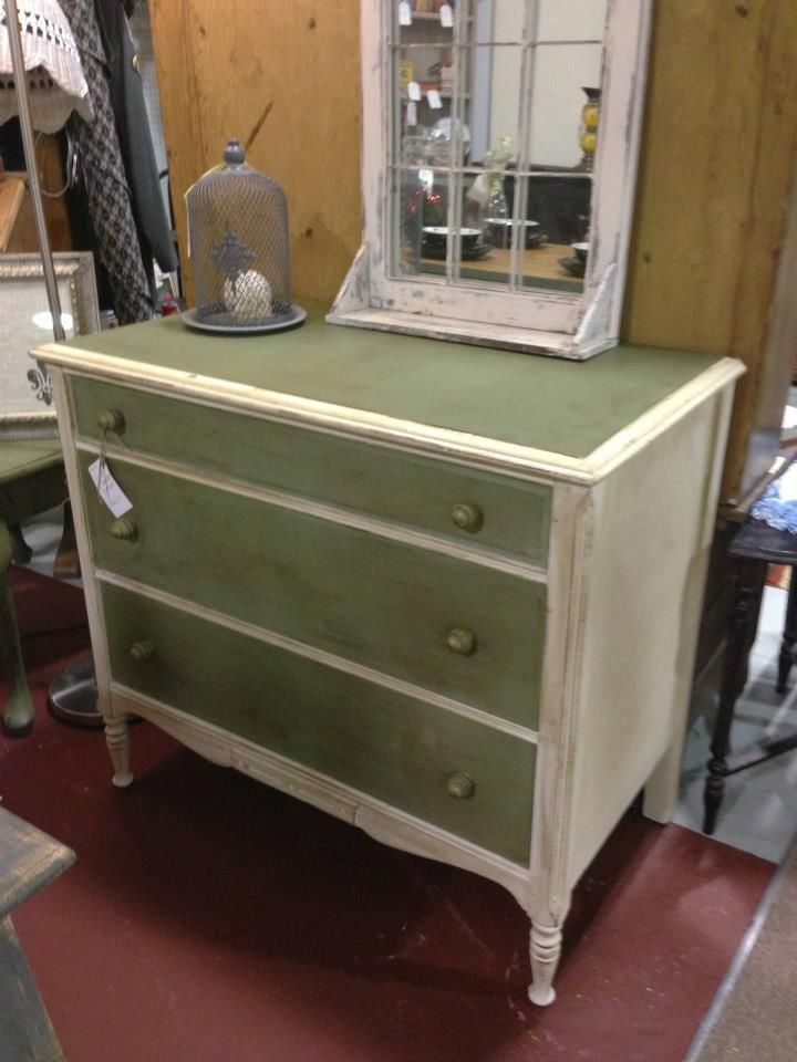 Vendor 210, Green & Ivory Vintage Dresser — $115 — At Rockin B With Regard To Antique Ivory Wood Desks (View 15 of 15)