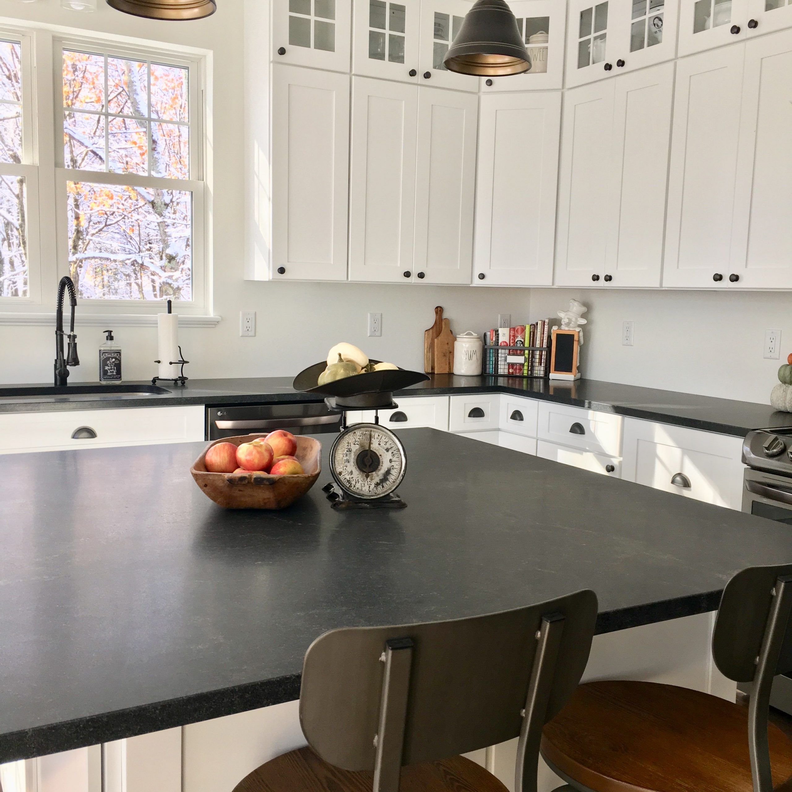 White Kitchen Cabinets, Matte Black Granite Countertops | Black Kitchen With Regard To White Marble And Matte Black Desks (View 11 of 15)