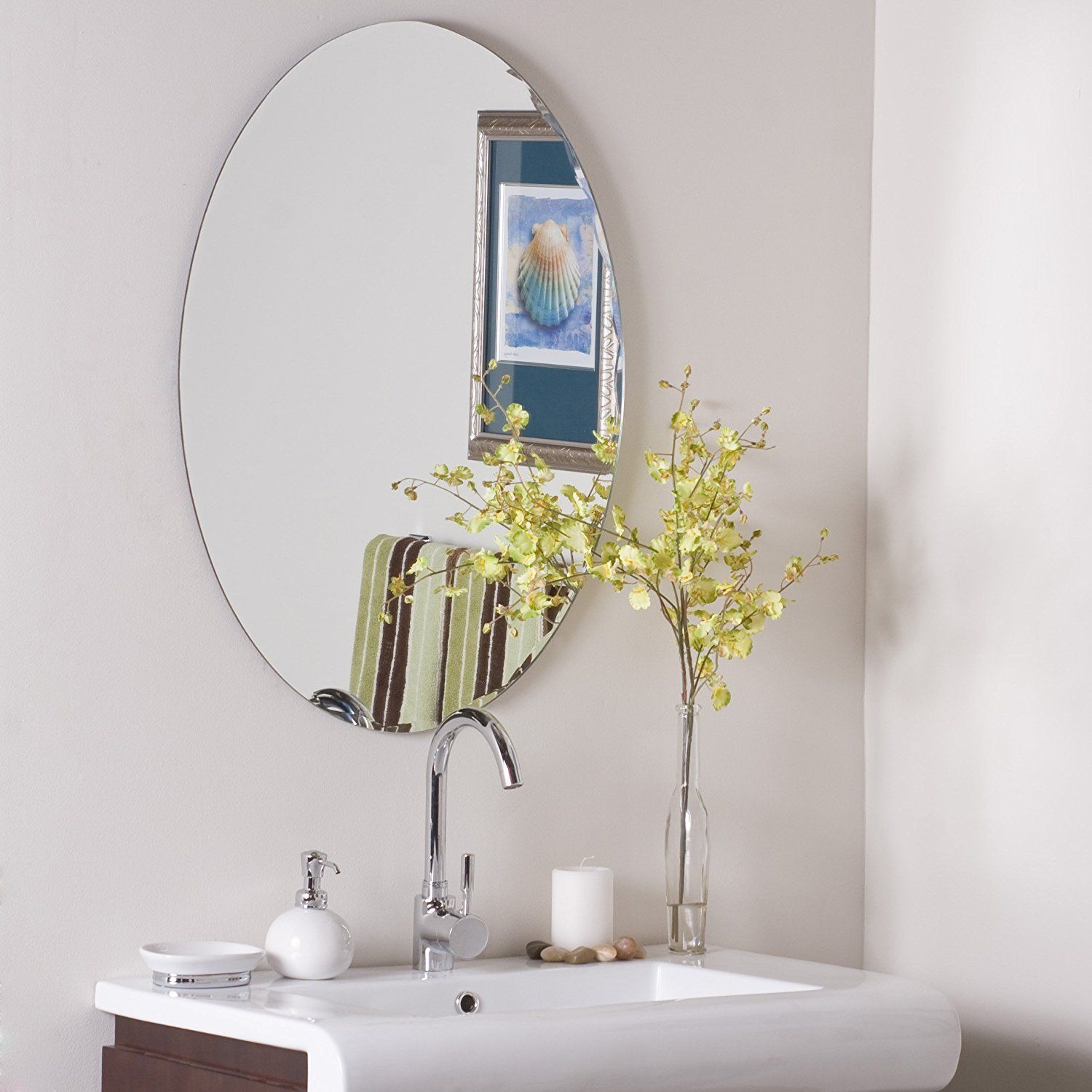 Decor Wonderland Frameless Oval Scallop Beveled Mirror >>> You Can Find With Regard To Reign Frameless Oval Scalloped Beveled Wall Mirrors (View 12 of 15)