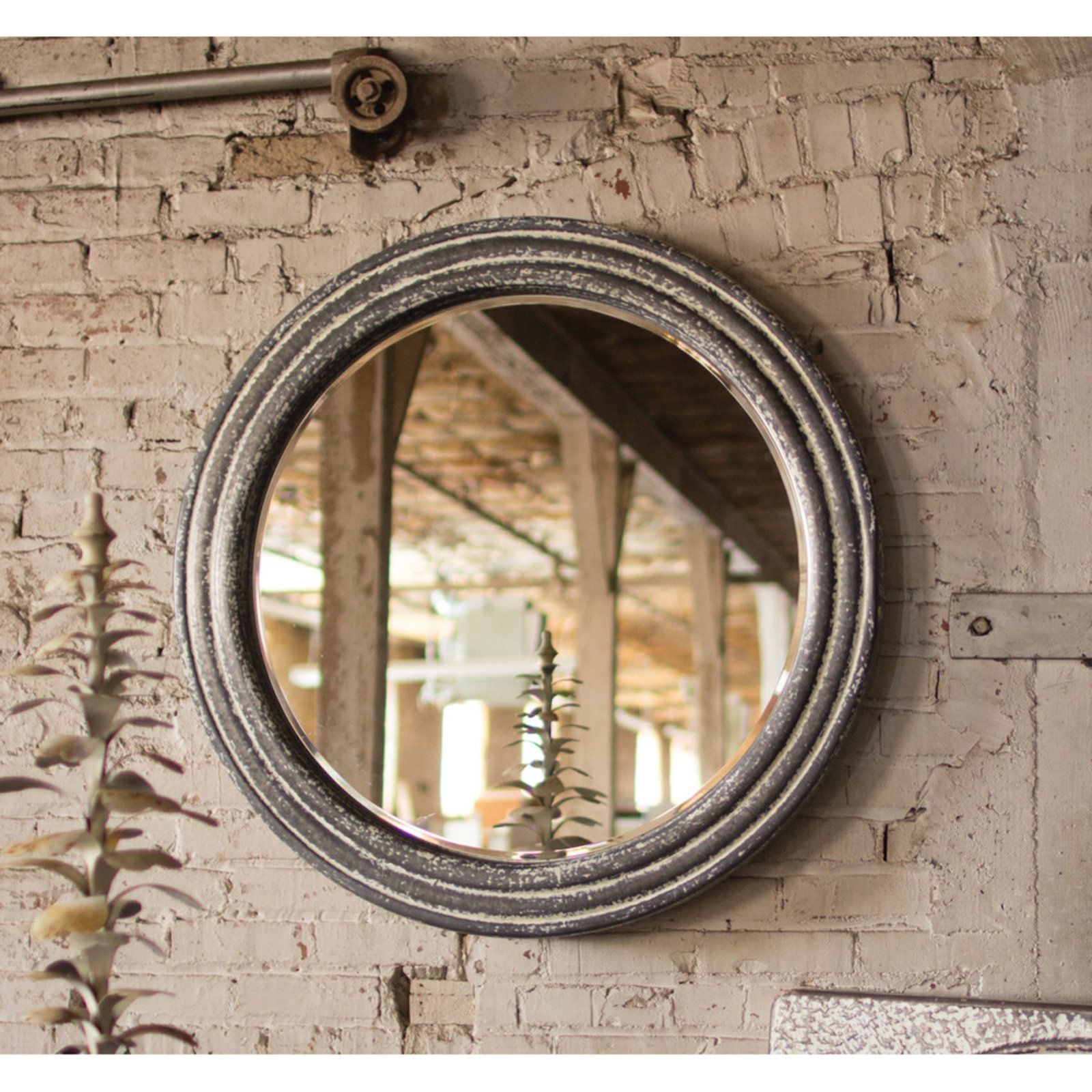 Farmhouse Chic Round Mirror | Accent Mirrors, Accent Wall, Mirror Within Lajoie Rustic Accent Mirrors (Photo 14 of 15)