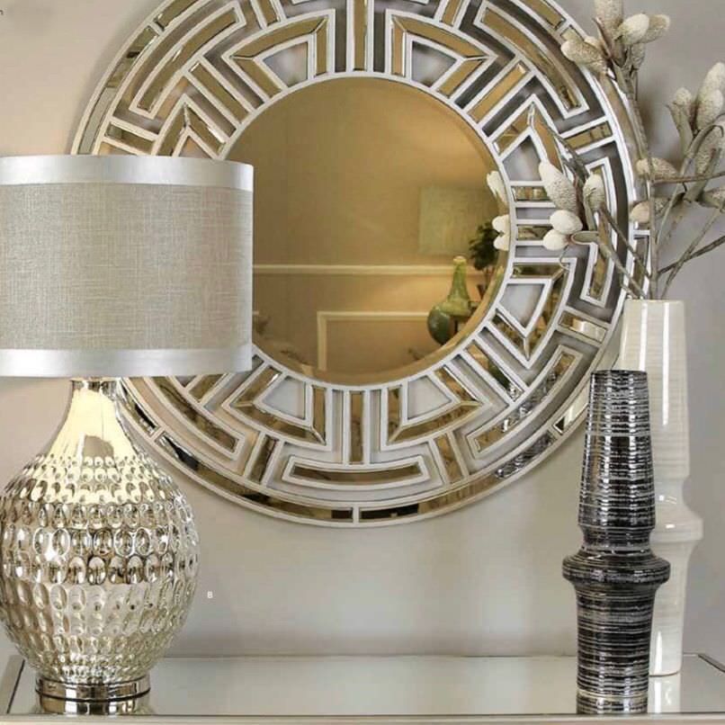 Round Wall Decor To Improve Your Space | Dekorasi In Decorative Round Wall Mirrors (View 3 of 15)