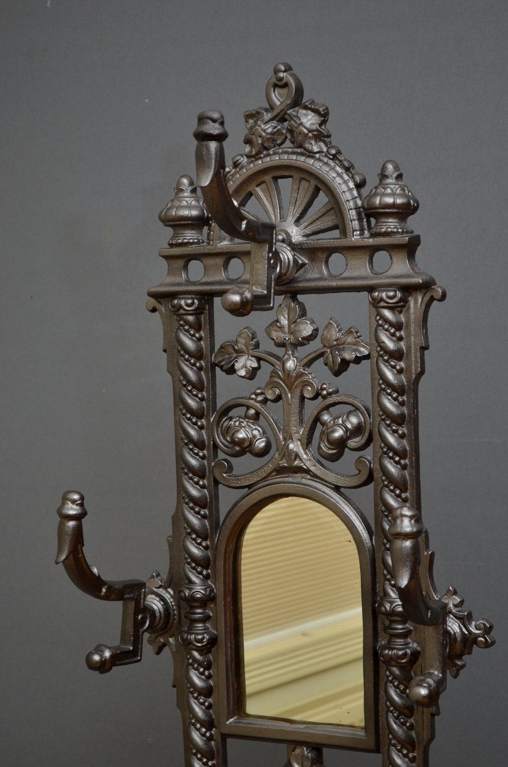 Stylish Victorian Cast Iron Hall Stand – Antiques Atlas With Regard To Antique Iron Standing Mirrors (View 1 of 15)