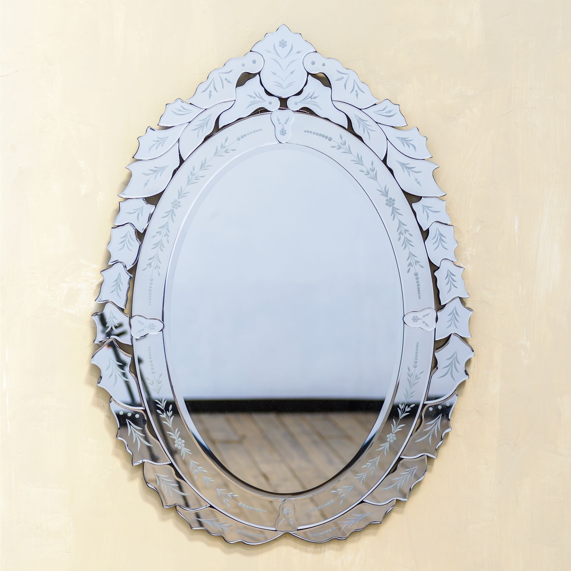 Venetian Contemporary Oval Mirror With Floral Pattern Bezels Inside Bronze Beaded Oval Cut Mirrors (View 12 of 15)