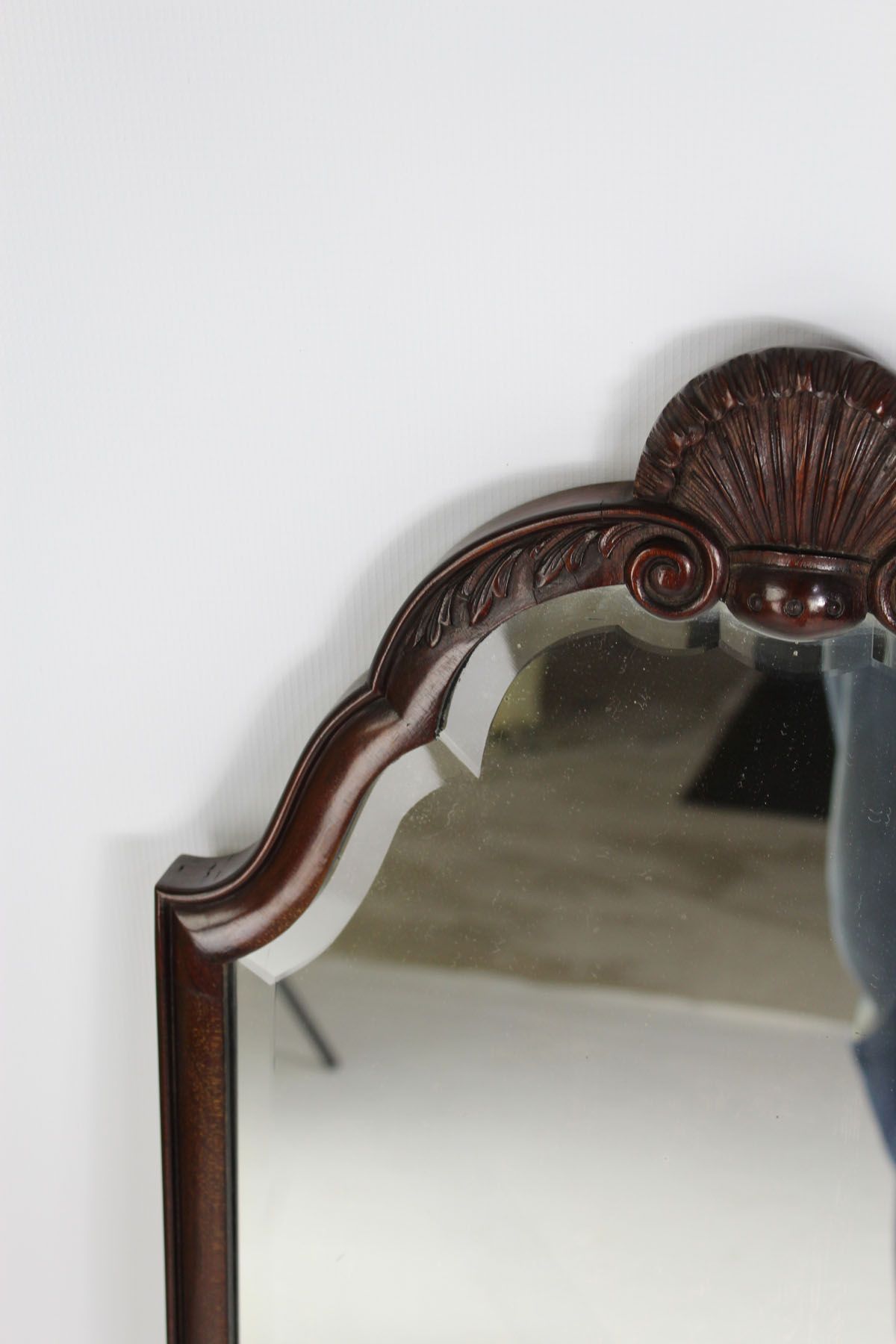 Vintage Carved Mahogany Framed Mirror Regarding Dark Mahogany Wall Mirrors (View 8 of 15)