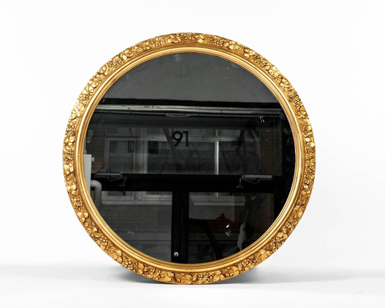 Vintage Round Wooden Frame Gilded Wall Mirror (View 5 of 15)