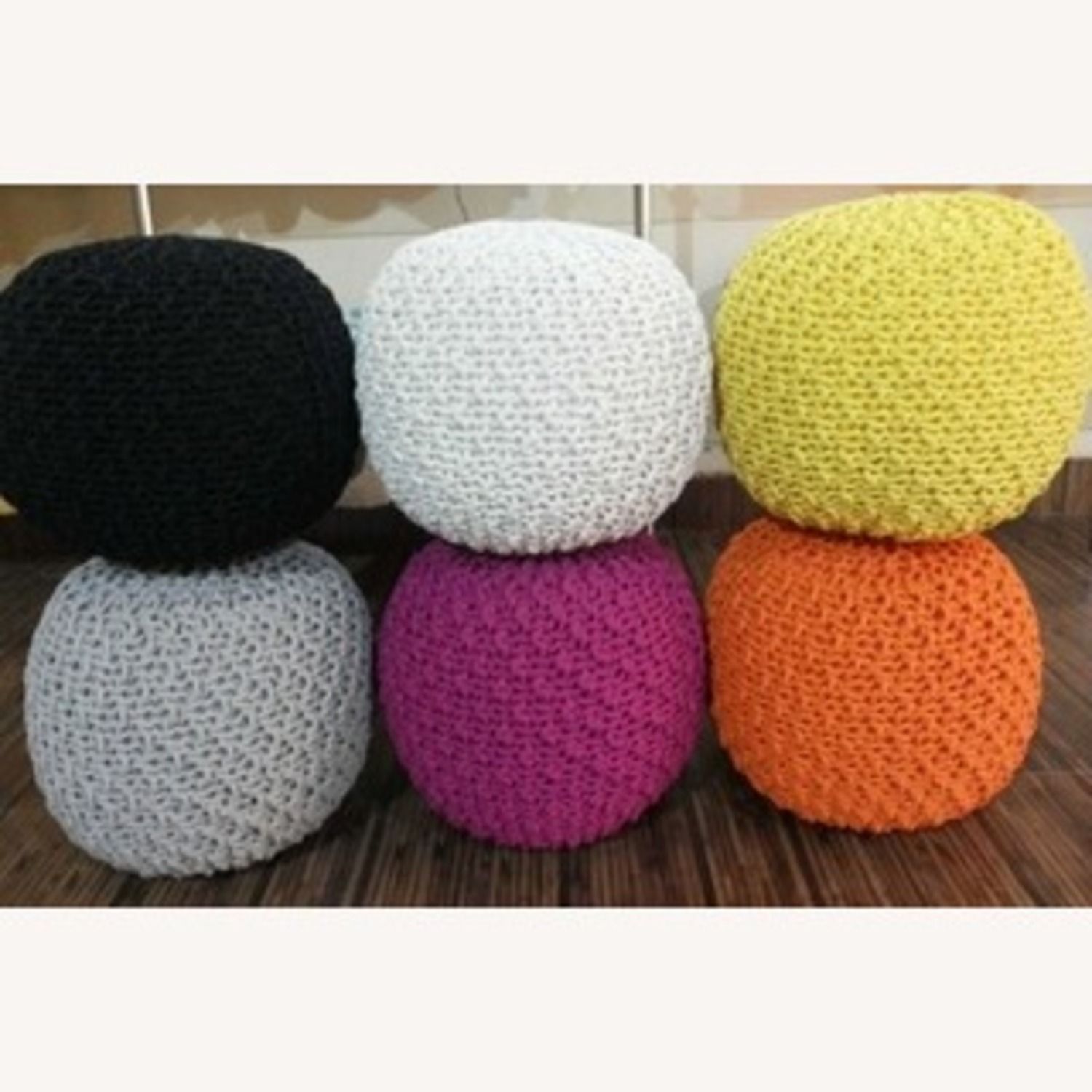 Knitted Round Dots Cotton Ottoman Charcoal Pouf – Aptdeco Inside Charcoal Dot Ottomans (View 15 of 15)