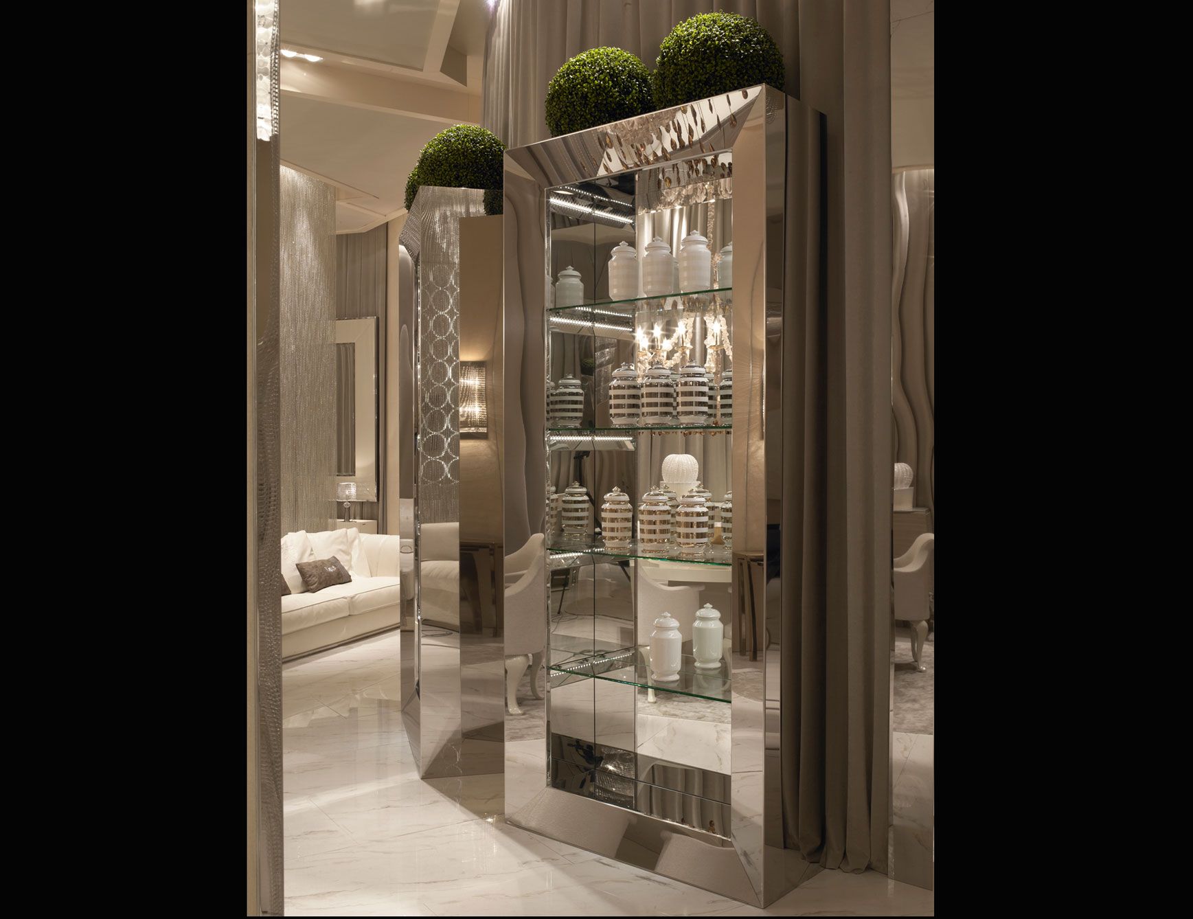 Nella Vetrina Visionnaire Ipe Cavalli Cycas Luxury Italian Bookcase –  Luxury Italian Furniture Store Nella Vetrina Throughout Mirrored Glass Bookcases (View 5 of 15)